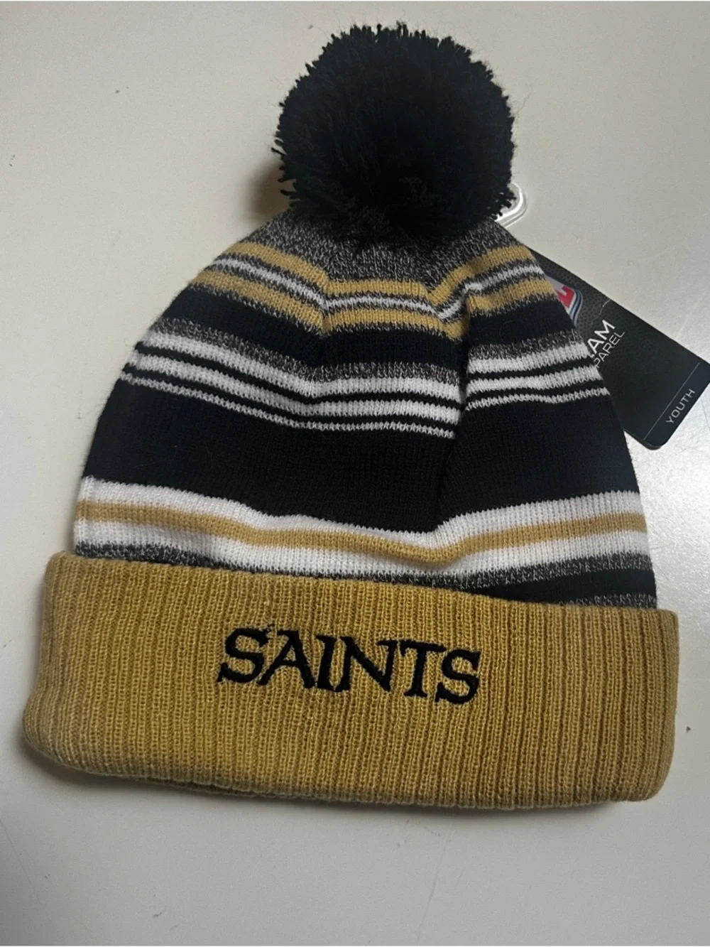 NFL TEAM APPAREL New Orlean Saints Youth Beanie hat One Size Fits most NWT